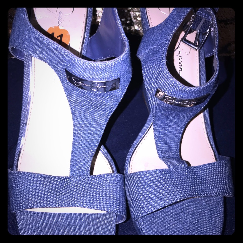 Wedge sandals